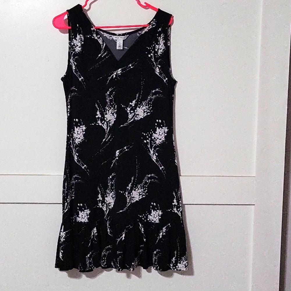 Black/ white dress